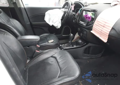 2021 Jeep Compass Limited Fwd из США, поврежденный, VIN 3C4NJCCB3MT522602